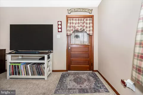 Entry Way - 3 E Chestnut St, Funkstown, MD 21734 photo 1 of 2