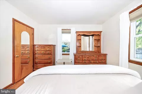 Bedroom - 3 E Chestnut St, Funkstown, MD 21734 photo 5 of 10