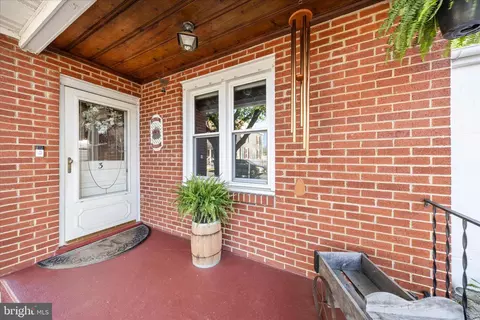 Exterior - 3 E Chestnut St, Funkstown, MD 21734 photo 2 of 8