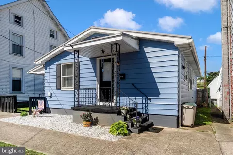 12 S Vermont St, Williamsport, MD 21795