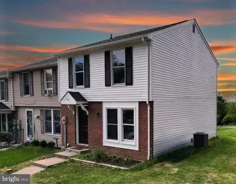 121 Valley View Ct, Boonsboro, MD 21713