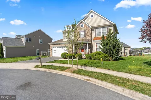 12514 Olivine Ct, Hagerstown, MD 21740