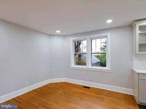 Living - 25 Young Ave, Boonsboro, MD 21713 photo 6 of 10
