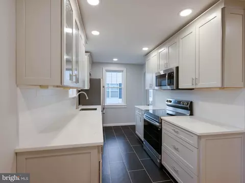 Kitchen - 25 Young Ave, Boonsboro, MD 21713 photo 2 of 3