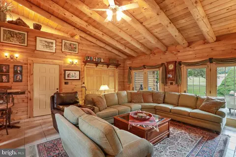 Living - 14122 Mercersburg Rd, Clear Spring, MD 21722 photo 3 of 4