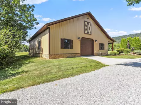 Exterior - 14122 Mercersburg Rd, Clear Spring, MD 21722 photo 18 of 35