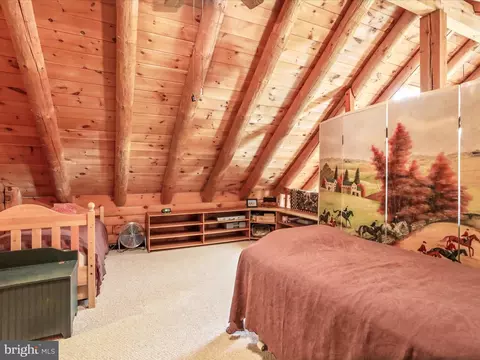 Bedroom - 14122 Mercersburg Rd, Clear Spring, MD 21722 photo 7 of 10