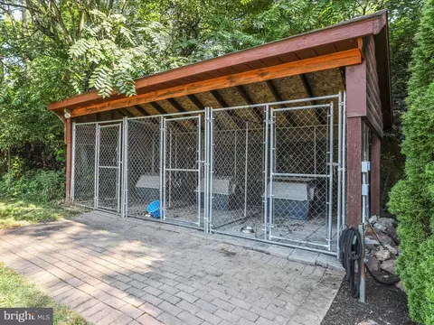 Exterior - 14122 Mercersburg Rd, Clear Spring, MD 21722 photo 17 of 35
