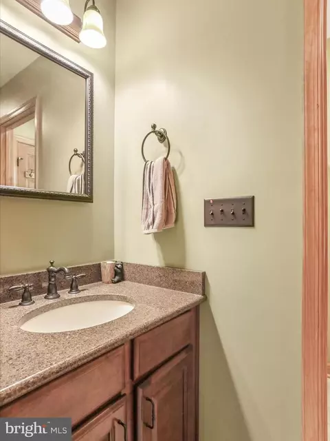 Bath - 14122 Mercersburg Rd, Clear Spring, MD 21722 photo 6 of 8