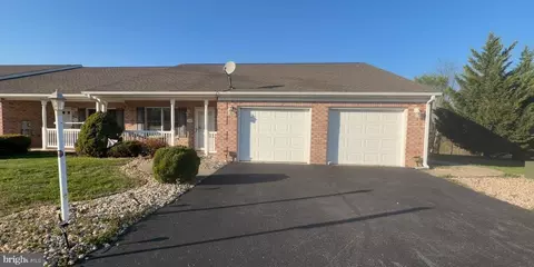 756 Largo Dr, Hagerstown, MD 21740