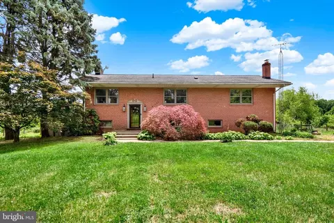 20331 Townsend Rd, Rohrersville, MD 21779
