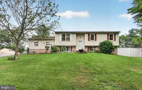 7741 Mcclellan Ave, Boonsboro, MD 21713