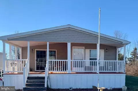11312 Hawthorne Ct, Hagerstown, MD 21740