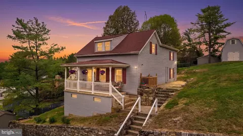 205 E Antietam St, Sharpsburg, MD 21782