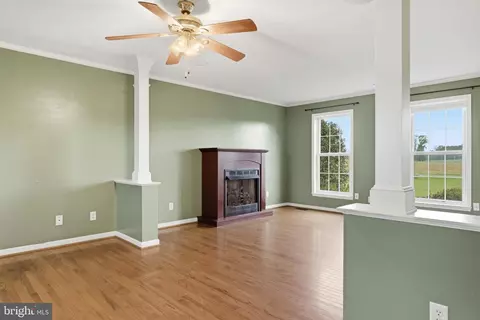 Living - 11339 Gift Rd, Clear Spring, MD 21722 photo 2 of 5