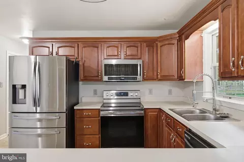 Kitchen - 11339 Gift Rd, Clear Spring, MD 21722 photo 3 of 4