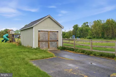 Exterior - 11339 Gift Rd, Clear Spring, MD 21722 photo 12 of 12