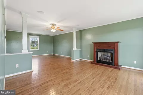 Living - 11339 Gift Rd, Clear Spring, MD 21722 photo 4 of 5