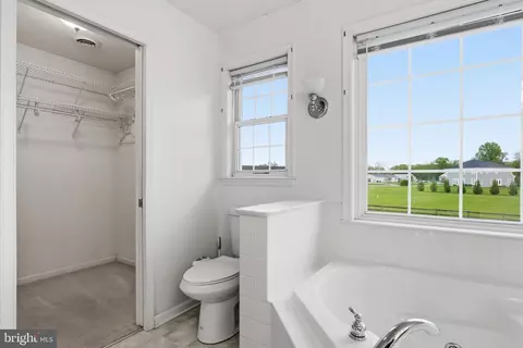 Bath - 11339 Gift Rd, Clear Spring, MD 21722 photo 2 of 4