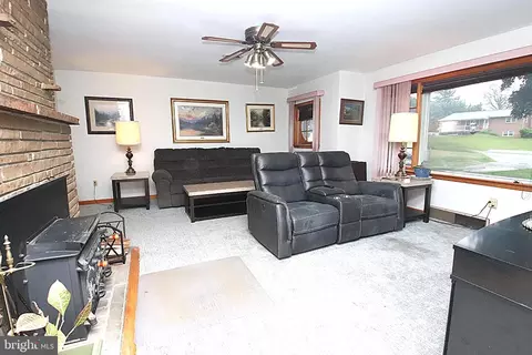 Living - 14540 National Pike, Clear Spring, MD 21722 photo 1 of 1