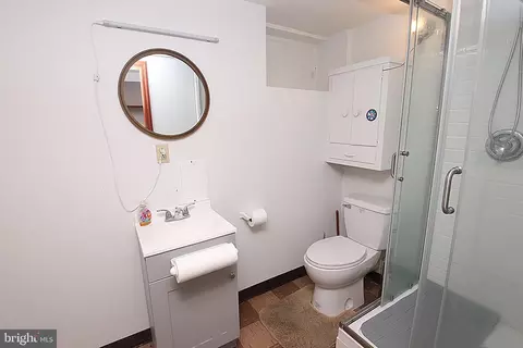 Bath - 14540 National Pike, Clear Spring, MD 21722 photo 3 of 3