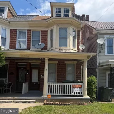 40 Fairground Ave, Hagerstown, MD 21740