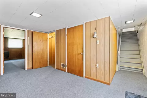 Entry Way - 1123 Outer Dr, Hagerstown, MD 21742 photo 1 of 1