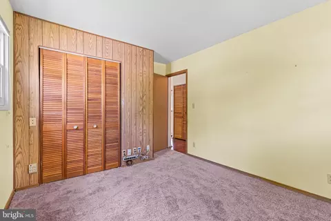 Bedroom - 1123 Outer Dr, Hagerstown, MD 21742 photo 3 of 4