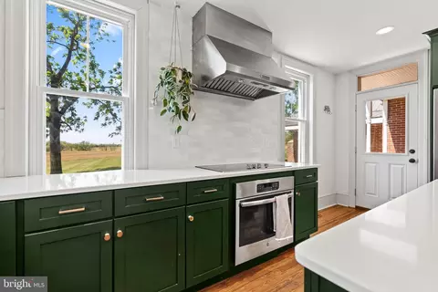 Kitchen - 14005 Dry Run Rd, Clear Spring, MD 21722 photo 5 of 6