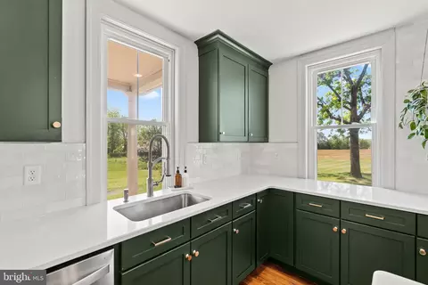 Kitchen - 14005 Dry Run Rd, Clear Spring, MD 21722 photo 6 of 6