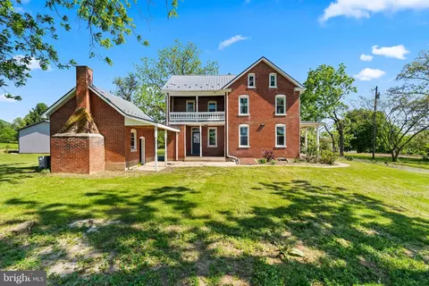 Exterior - 14005 Dry Run Rd, Clear Spring, MD 21722 photo 4 of 10