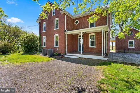 Exterior - 14005 Dry Run Rd, Clear Spring, MD 21722 photo 7 of 10