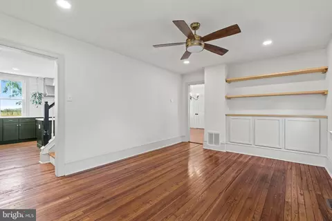 Living - 14005 Dry Run Rd, Clear Spring, MD 21722 photo 2 of 2