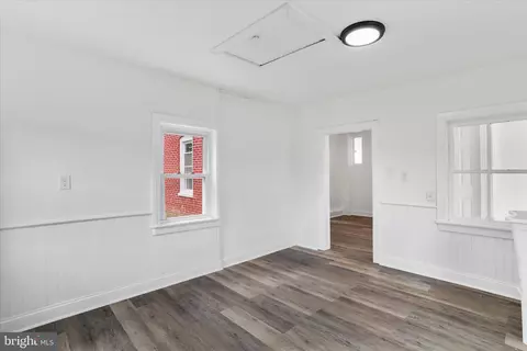 Entry Way - 15225 Fairview Rd, Clear Spring, MD 21722 photo 9 of 9
