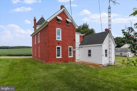 Exterior - 15225 Fairview Rd, Clear Spring, MD 21722 photo 10 of 11