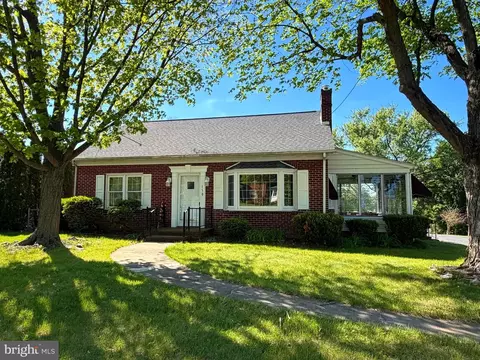 130 E Potomac St, Williamsport, MD 21795