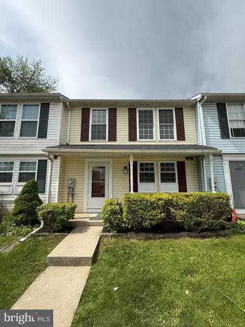 1531 Iris Ct, Hagerstown, MD 21740