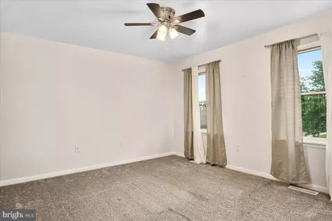 Bedroom - 327 E Ridge Dr, Hagerstown, MD 21740 photo 2 of 2