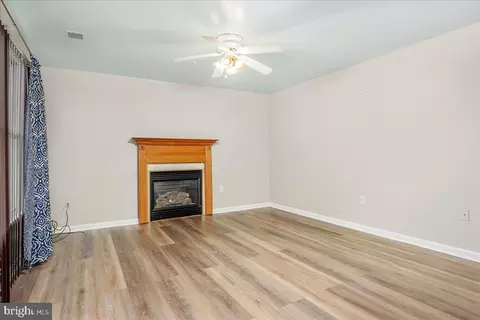 Living - 327 E Ridge Dr, Hagerstown, MD 21740 photo 1 of 2