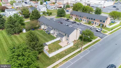 View/Area - 327 E Ridge Dr, Hagerstown, MD 21740 photo 2 of 2