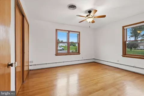 Bedroom - 12421 Nesbitt Ave, Clear Spring, MD 21722 photo 1 of 1