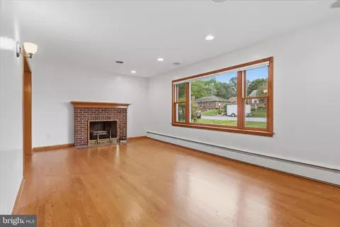 Living - 12421 Nesbitt Ave, Clear Spring, MD 21722 photo 1 of 4