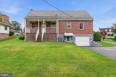 Exterior - 12421 Nesbitt Ave, Clear Spring, MD 21722 photo 6 of 8
