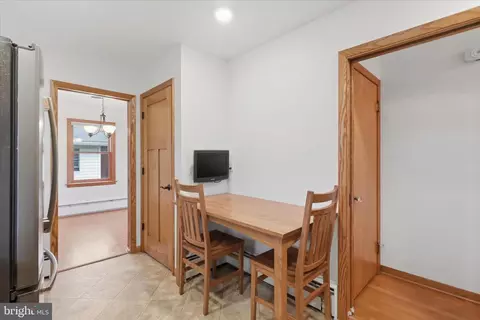Entry Way - 12421 Nesbitt Ave, Clear Spring, MD 21722 photo 2 of 3