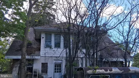 12637 Bradbury Ave, Smithsburg, MD 21783