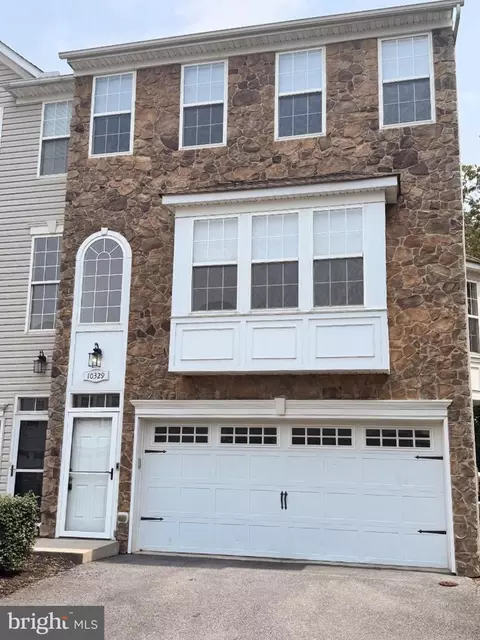 10329 Lantern Ln, Hagerstown, MD 21740
