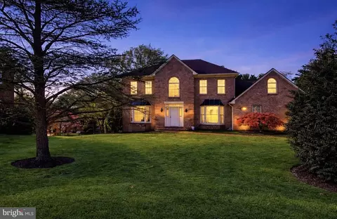 11028 Plumwood Cir, Hagerstown, MD 21742