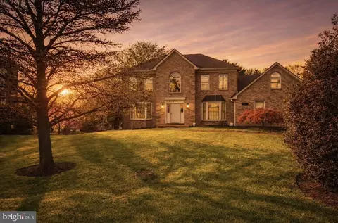 11028 Plumwood Cir, Hagerstown, MD 21742