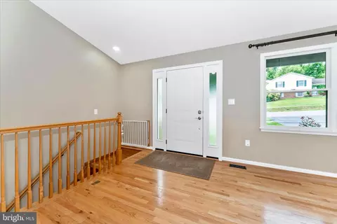 Entry Way - 31 Amanda Dr, Smithsburg, MD 21783 photo 1 of 1