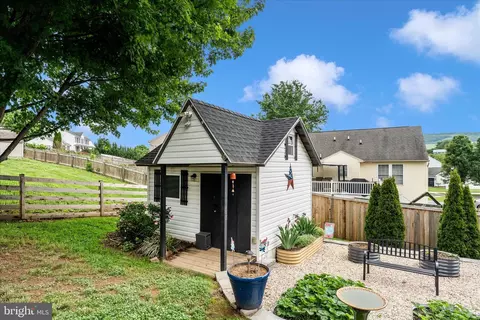 Exterior - 31 Amanda Dr, Smithsburg, MD 21783 photo 9 of 9